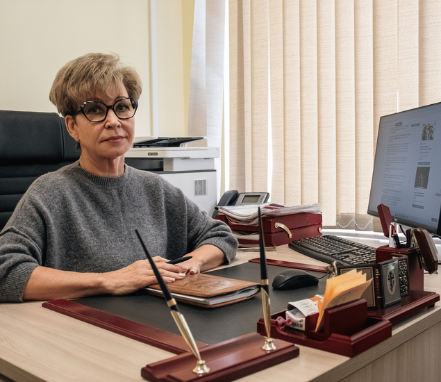 Декан Ермолаева Елена Ивановна